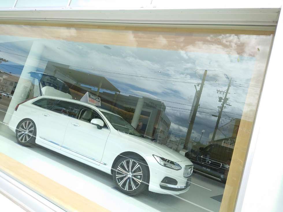 V90展示車に見惚れて ディーラー最新情報 ボルボ カー 津